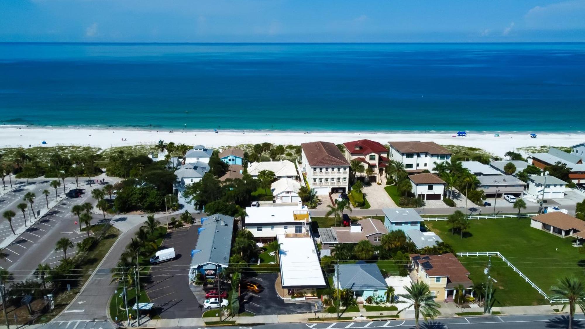Carousel Suites -Redington Shores Ngoại thất bức ảnh