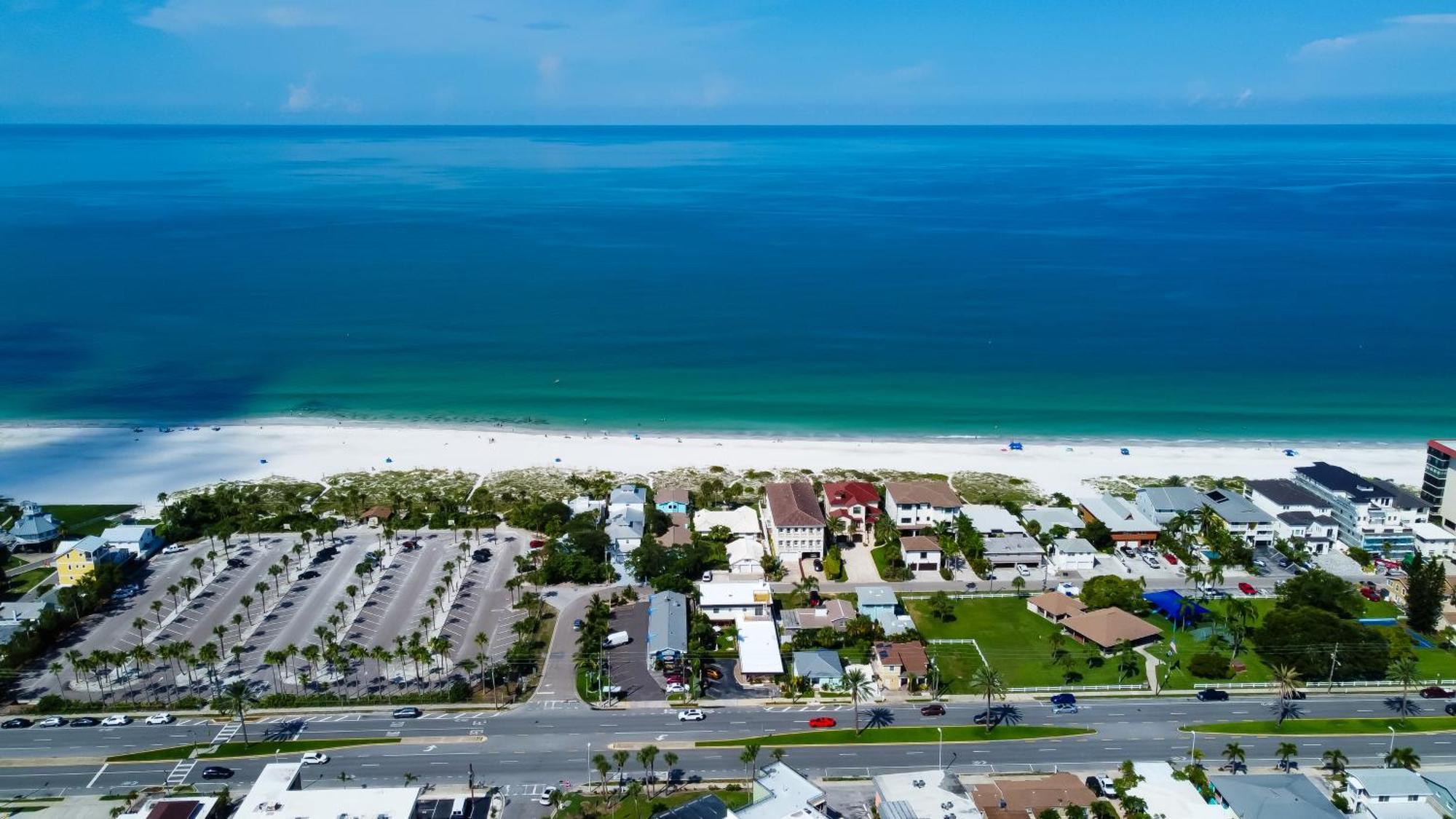 Carousel Suites -Redington Shores Ngoại thất bức ảnh