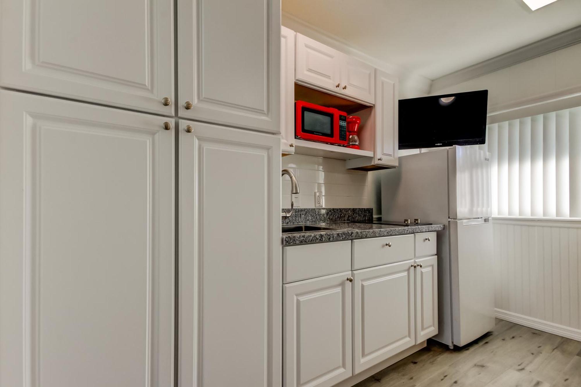 Carousel Suites -Redington Shores Ngoại thất bức ảnh