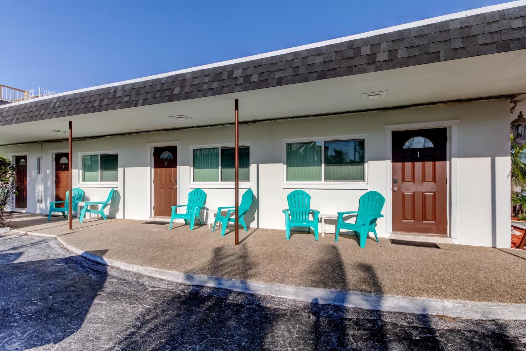 Carousel Suites -Redington Shores Ngoại thất bức ảnh