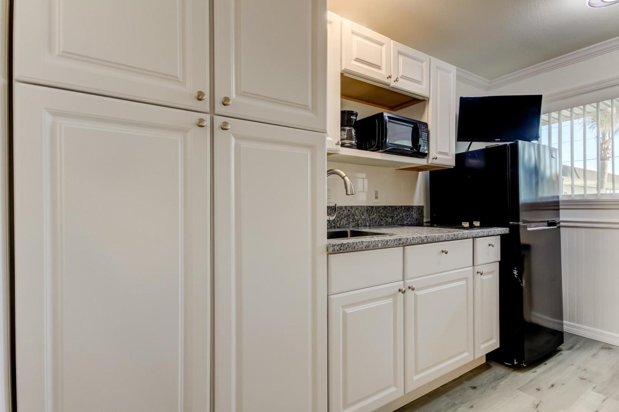 Carousel Suites -Redington Shores Ngoại thất bức ảnh