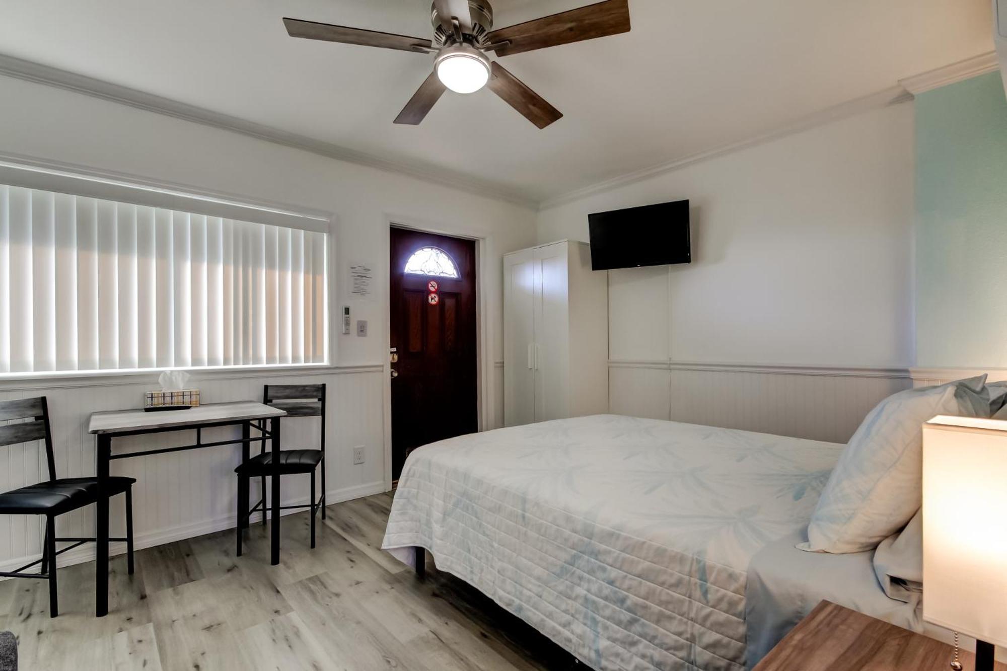Carousel Suites -Redington Shores Ngoại thất bức ảnh