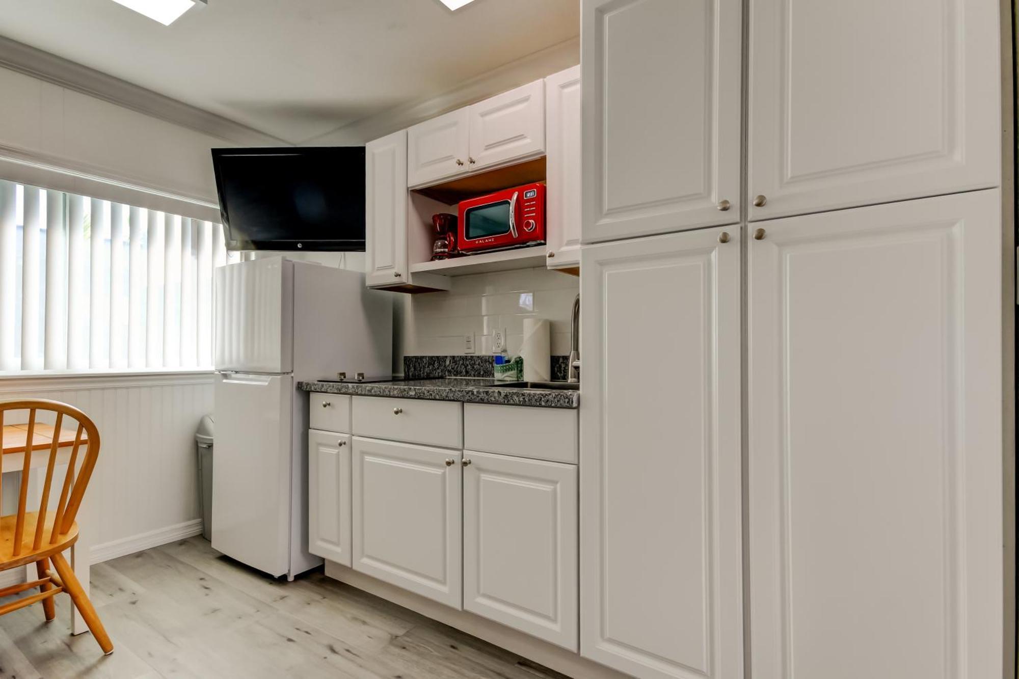 Carousel Suites -Redington Shores Ngoại thất bức ảnh